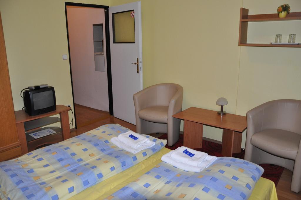 Hotel Komarov Brno Værelse billede